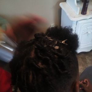 Meet your Posher, Kevon